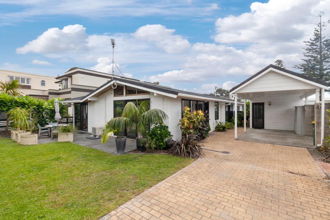 Sandy Toes Holiday Home Orewa Esterno foto